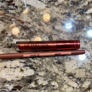 Too Faced Max Plump Lip Gloss and Makeup Forever Liner